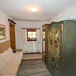 Vogelhuette By Interhome * إنسبروك